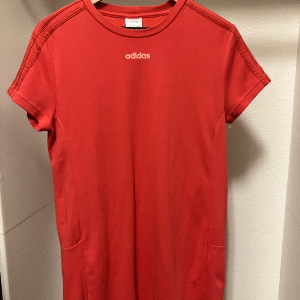 Adidas Coral red T-Shirt sports dress size L
